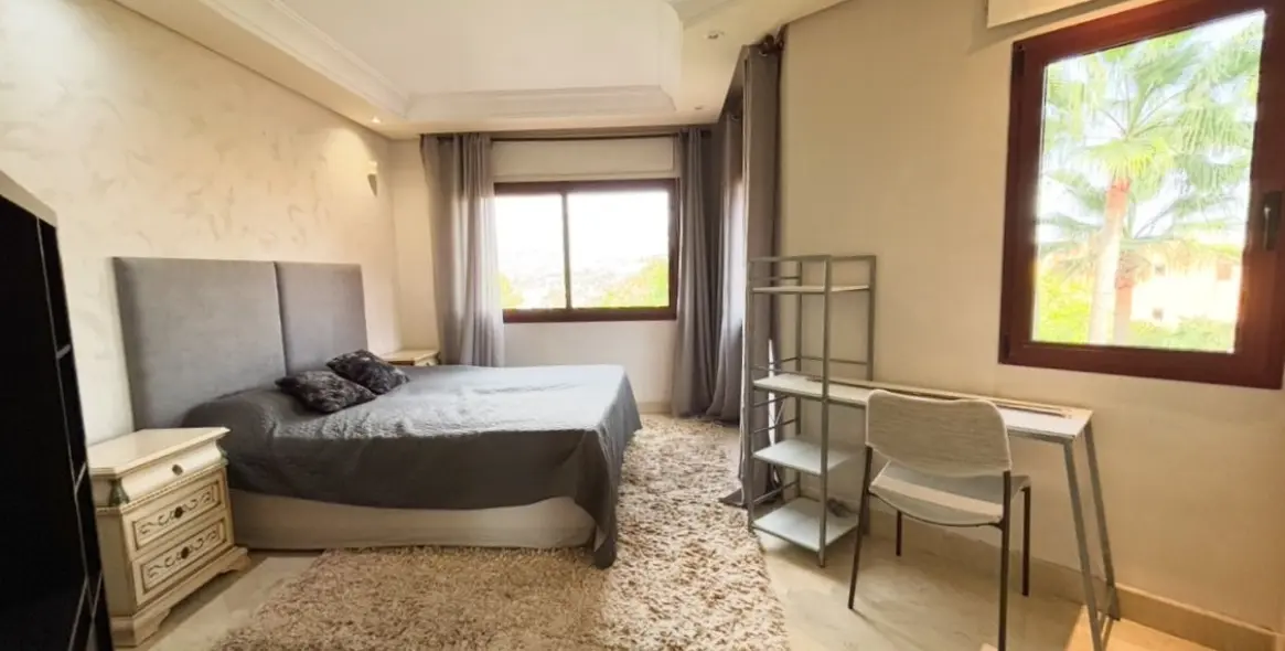 Long-term rent of penthouse in La Dama de Noche-La Alzambra 16