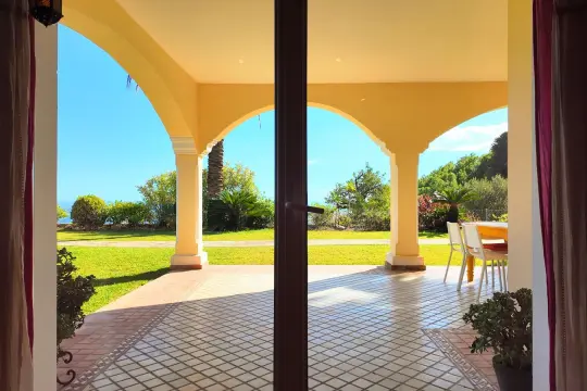 Image 60 thumb