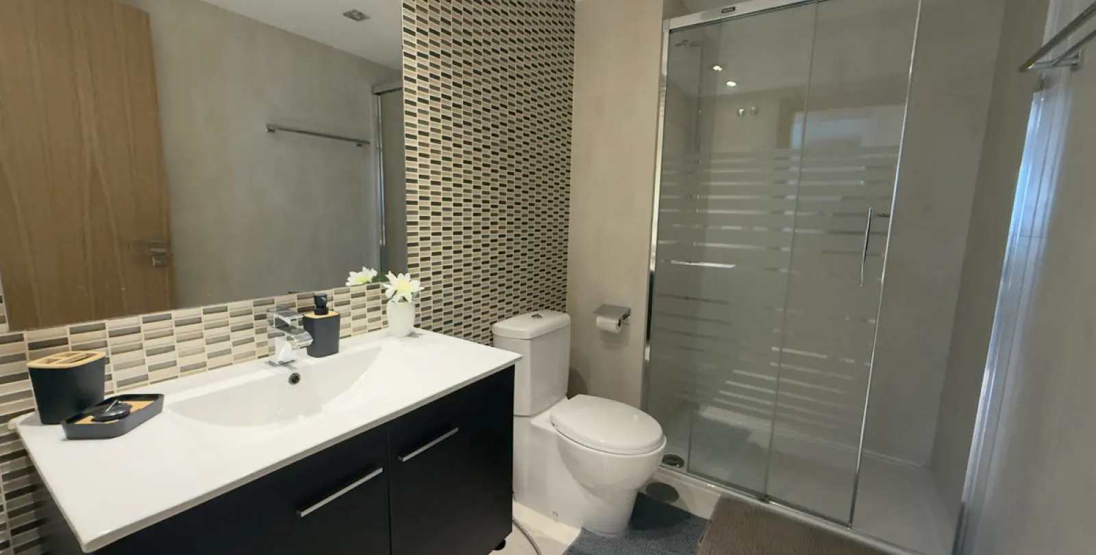 Alquiler a largo plazo de apartamento en planta media en San Pedro de Alcántara 15