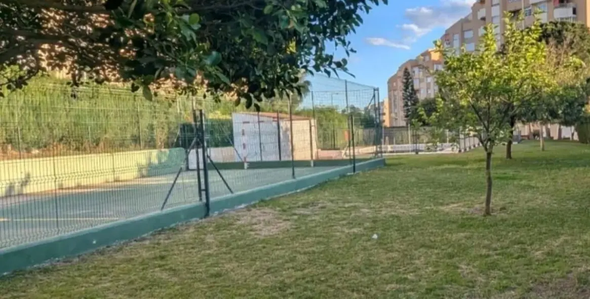 Продажа апартаментов на среднем этаже в Rincón de la Victoria 11