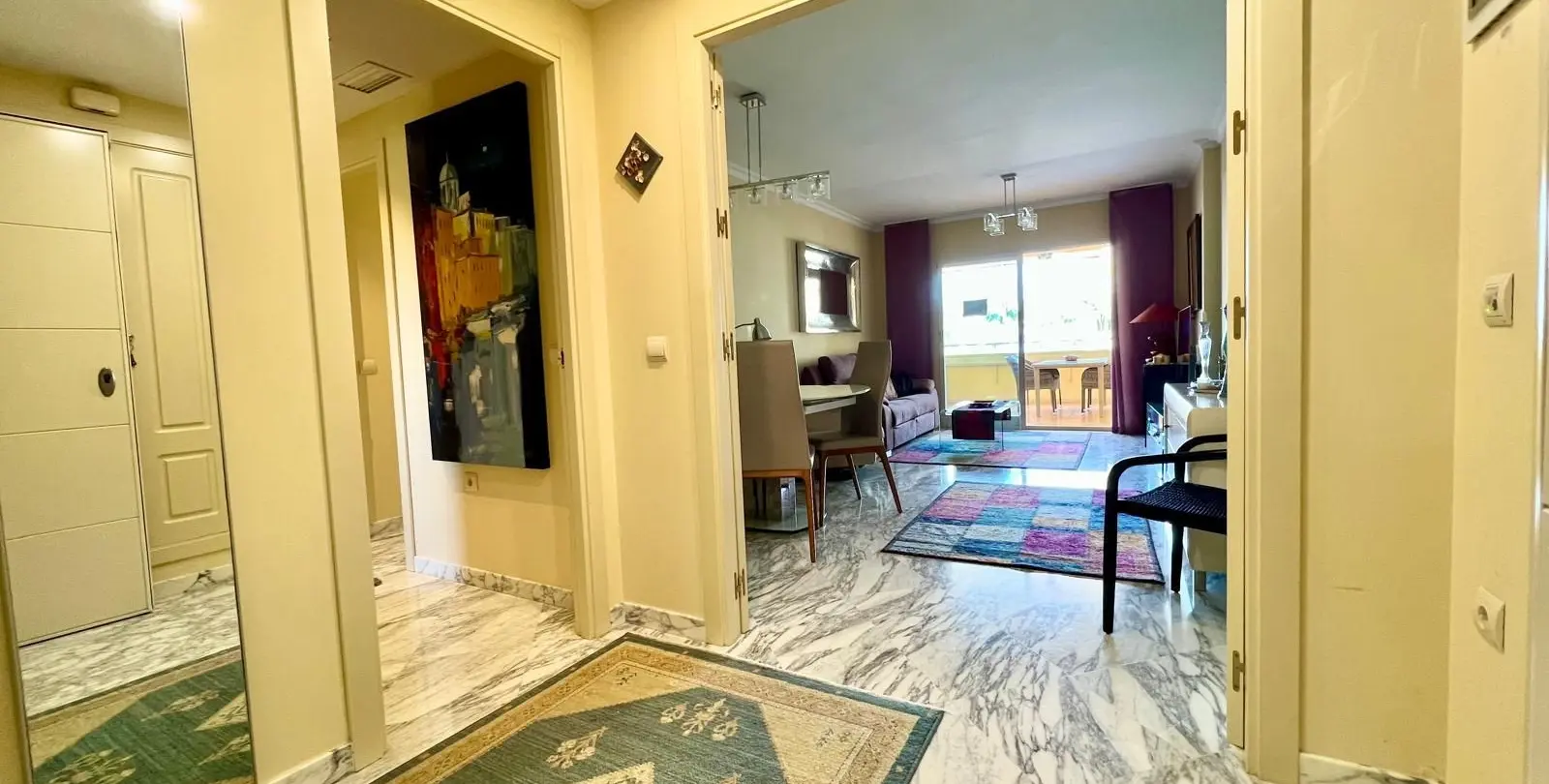 Sale of middle floor apartment in El Faro 1