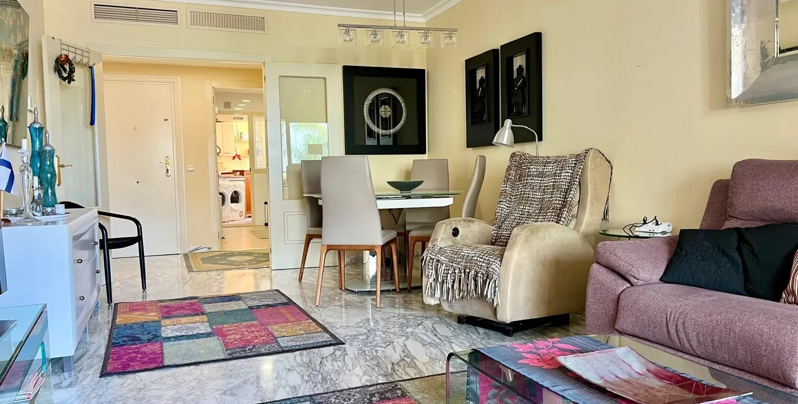 Sale of middle floor apartment in El Faro 3