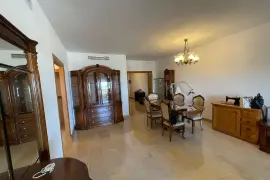 Image 6 thumb