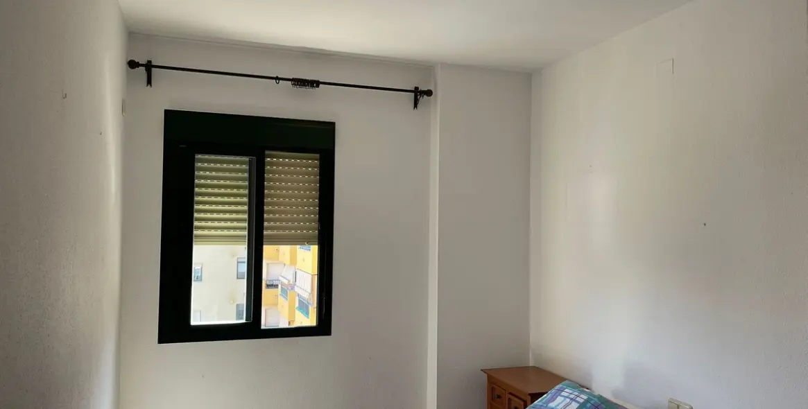 Sale of middle floor apartment in San Pedro de Alcántara 16