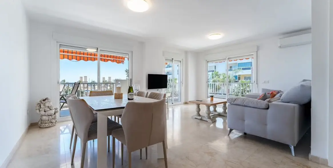 Продажа апартаментов на среднем этаже в Fuengirola 2