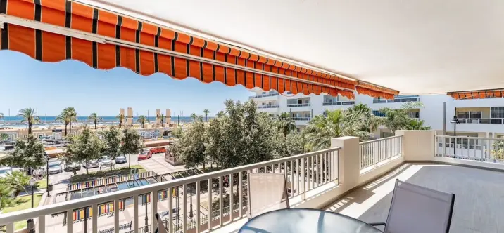 Venta de apartamento en planta media en Fuengirola 4