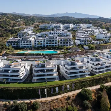 Sale of ground floor apartment in Estepona