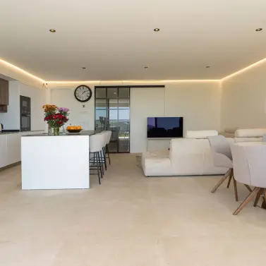 Sale of ground floor apartment in Estepona