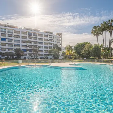 Sale of penthouse duplex in Puerto Banús