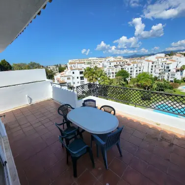 Sale of penthouse duplex in Puerto Banús
