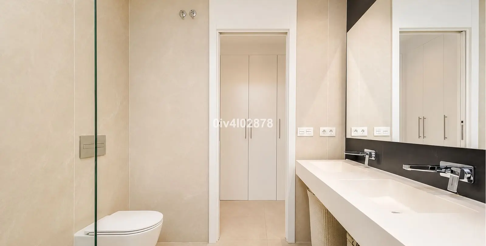 Sale of middle floor apartment in La Quinta 14