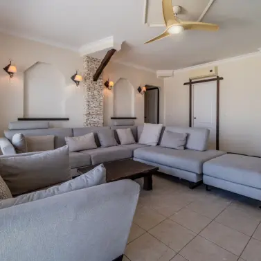 Venta de villa independiente en El Faro