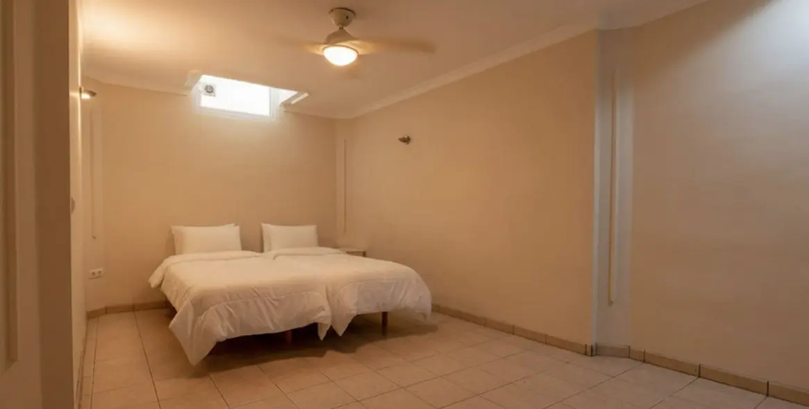 Sale of detached villa in El Faro 30