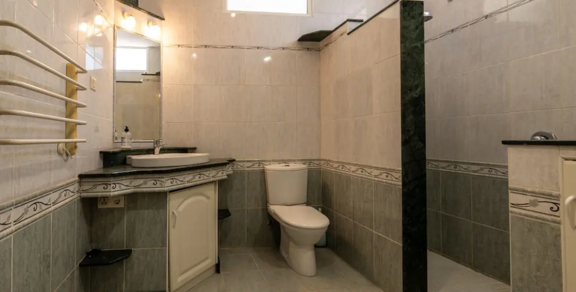Sale of detached villa in El Faro 35