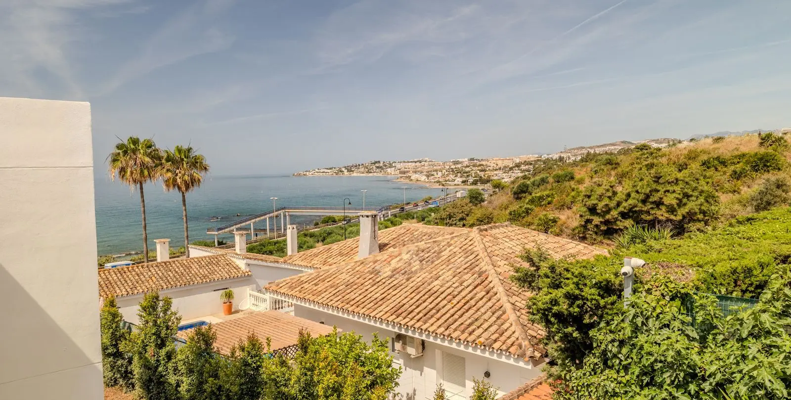 Sale of detached villa in El Faro 2