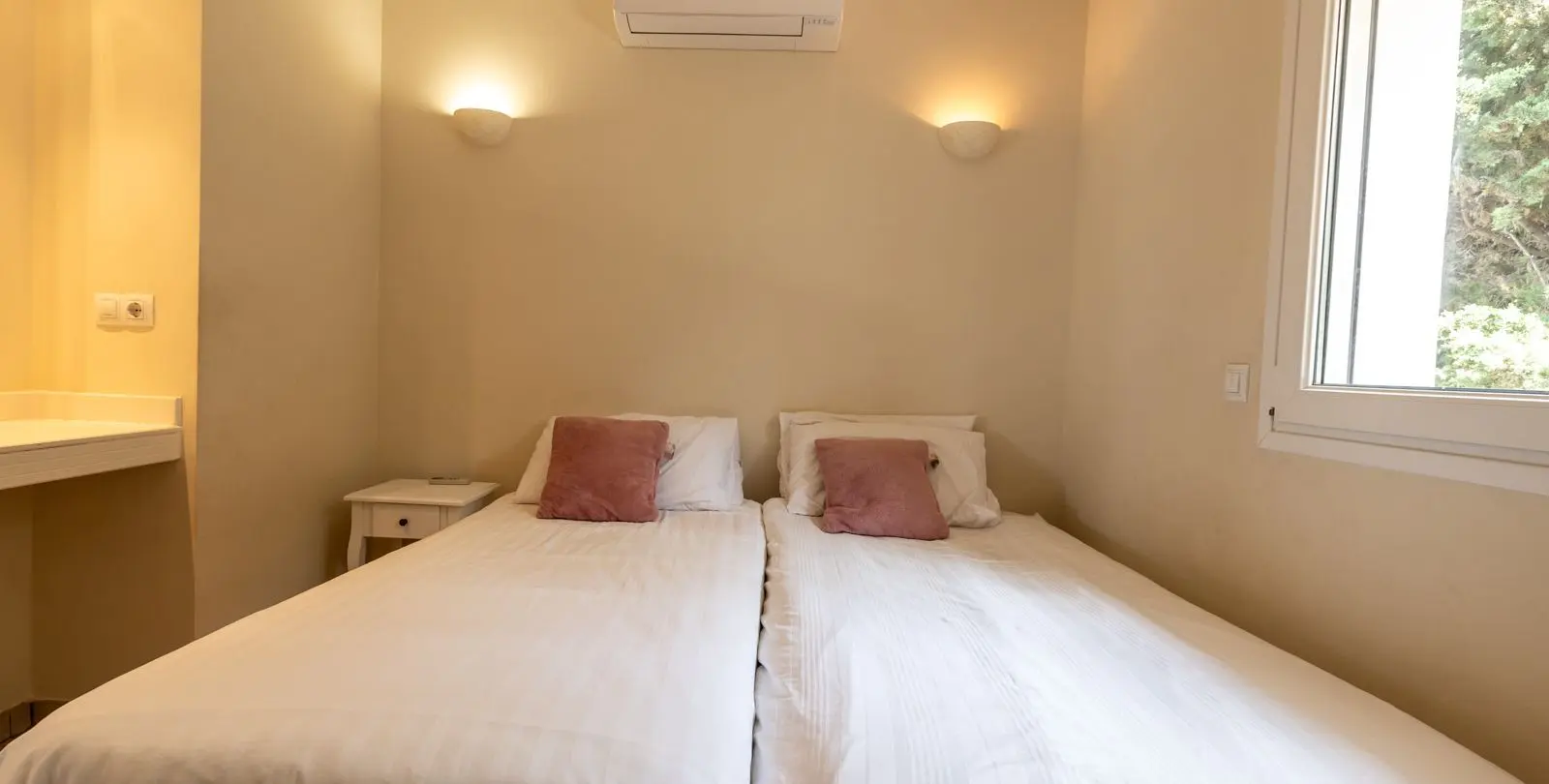 Sale of detached villa in El Faro 23