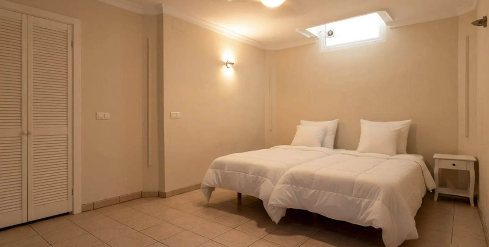 Sale of detached villa in El Faro 31