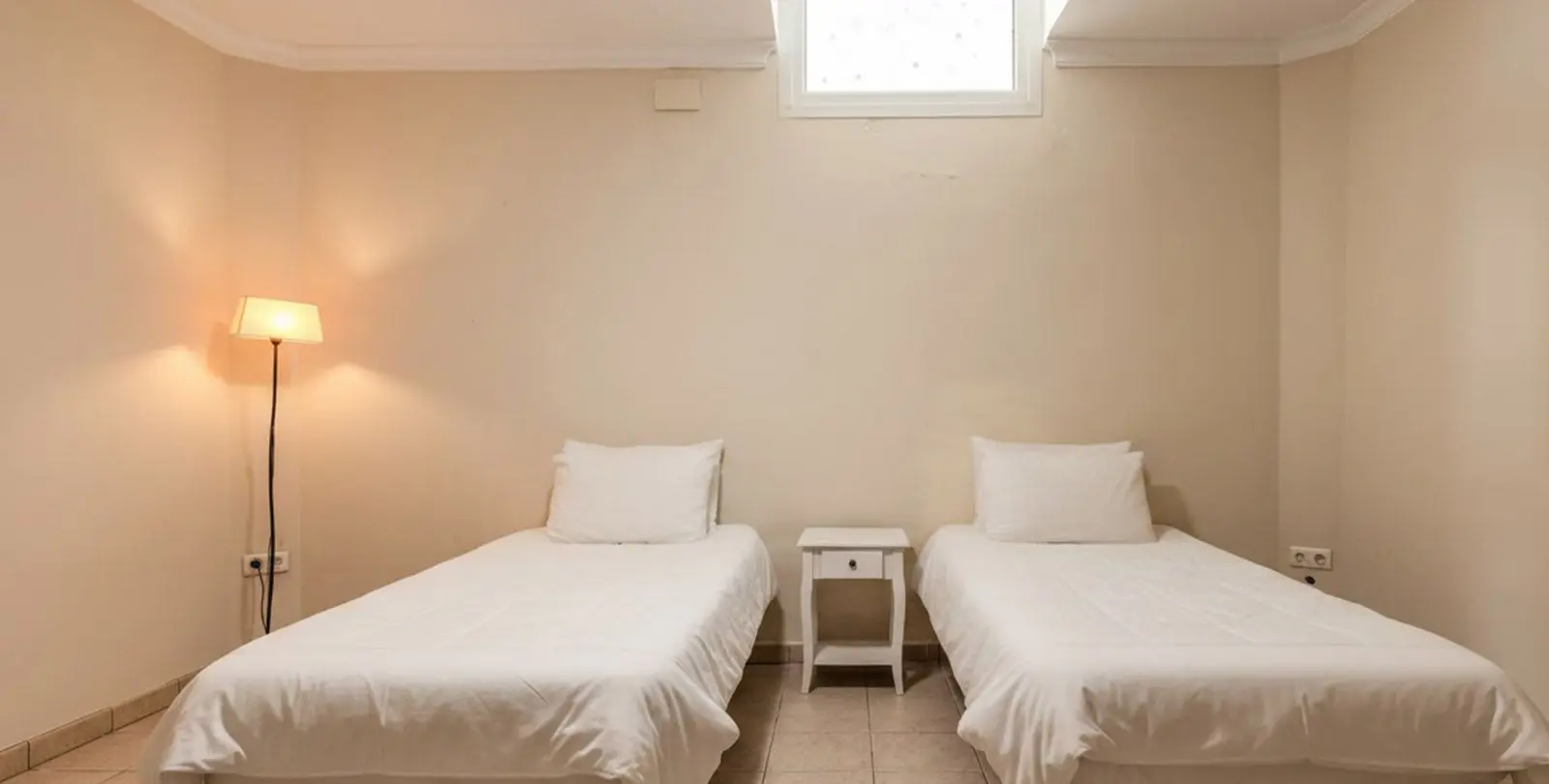 Sale of detached villa in El Faro 32