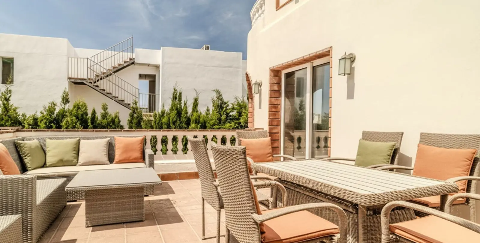 Sale of detached villa in El Faro 39