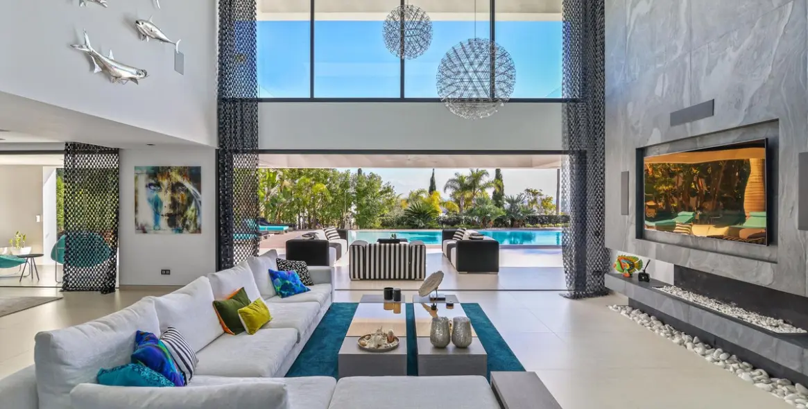 Venta de villa independiente en Los Flamingos 15