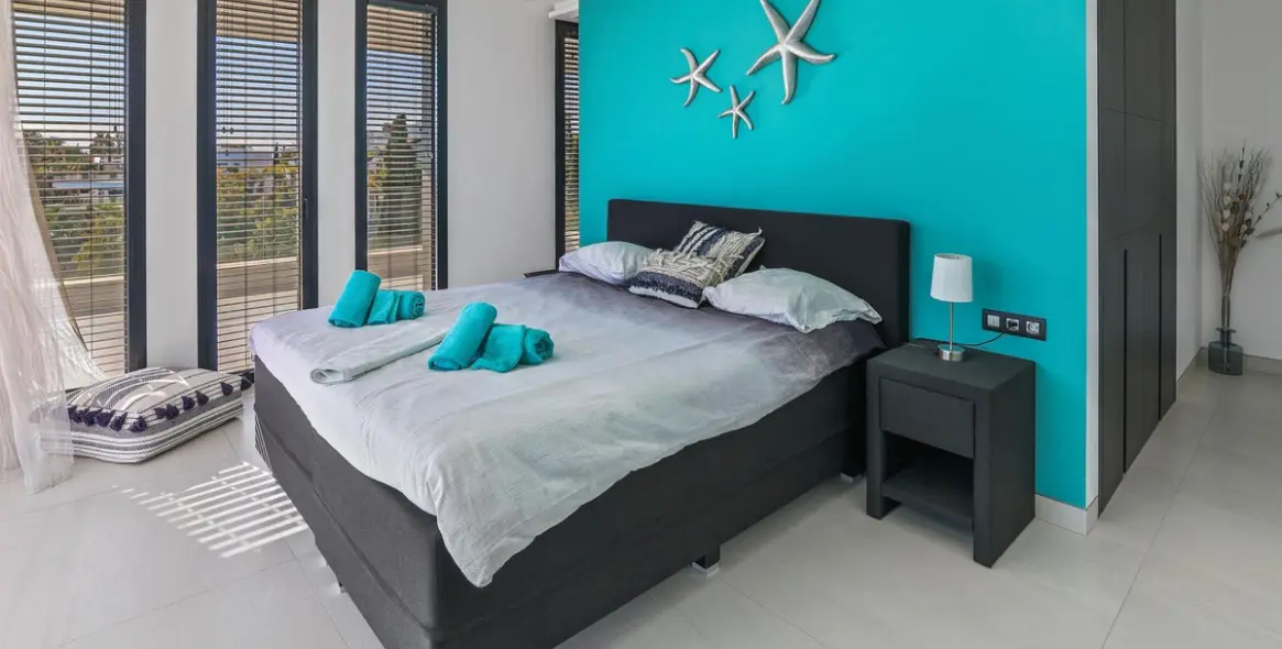 Venta de villa independiente en Los Flamingos 29