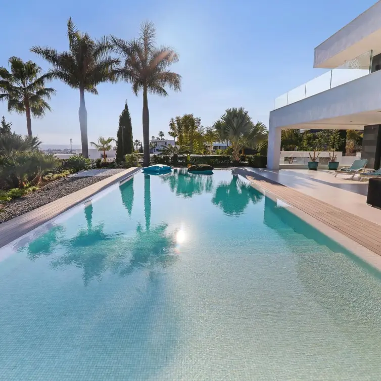 Venta de villa independiente en Los Flamingos