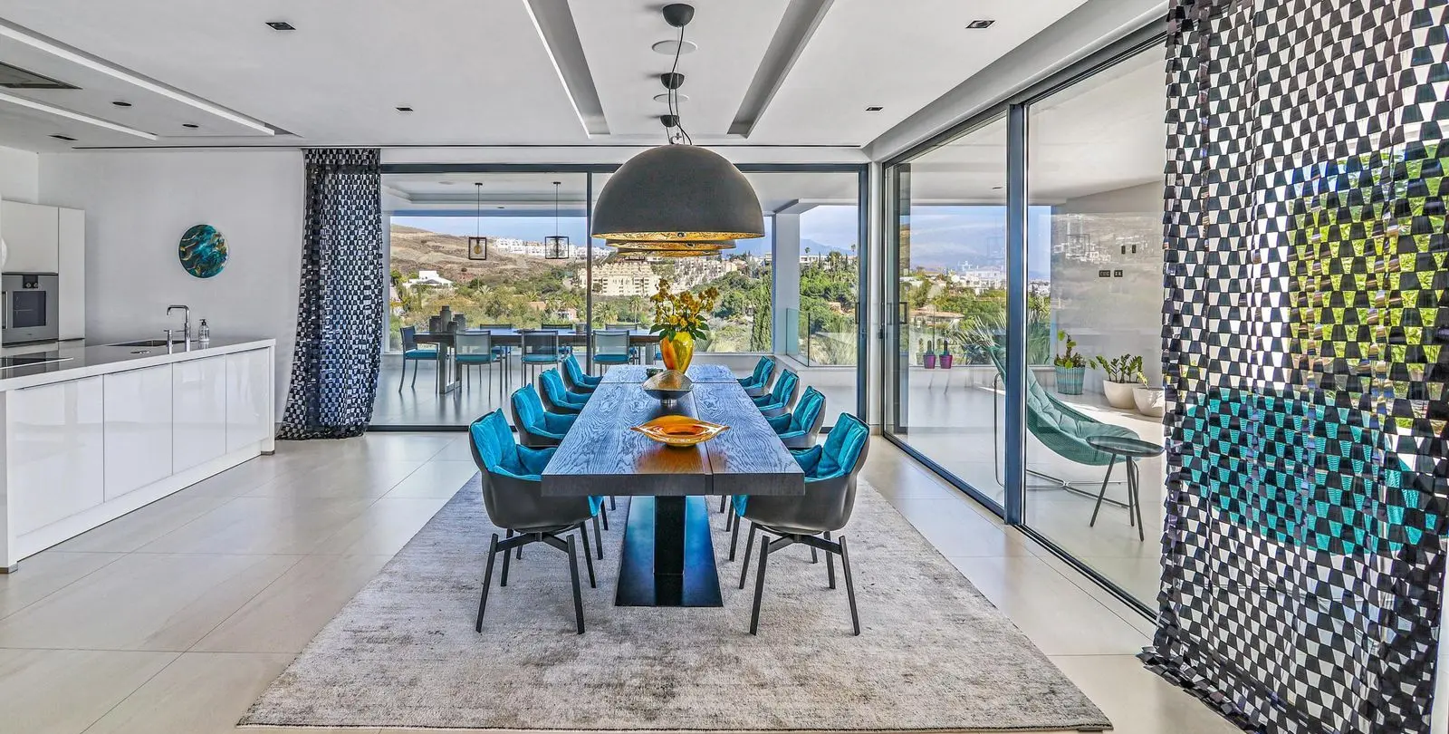 Venta de villa independiente en Los Flamingos 20