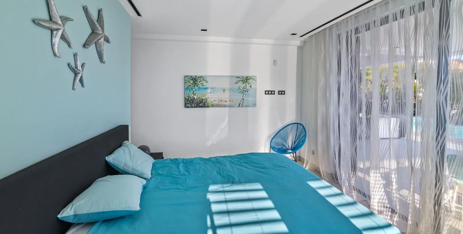 Venta de villa independiente en Los Flamingos 50