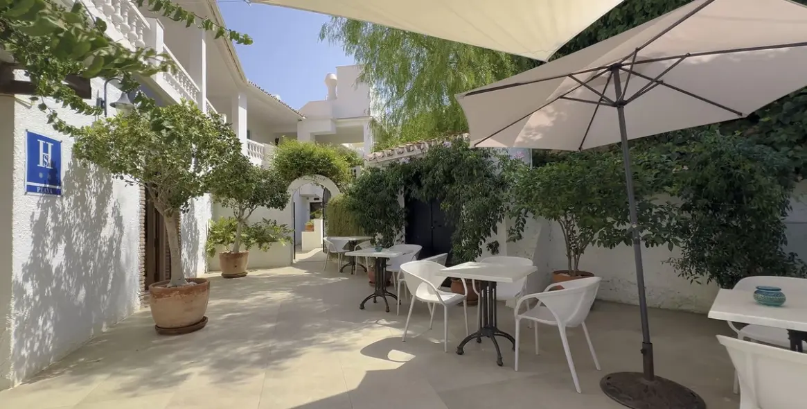 Venta de hostal en Nerja 9