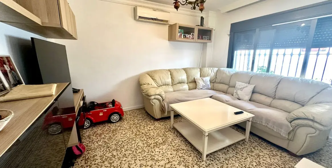 Продажа апартаментов на первом этаже в Estepona 2