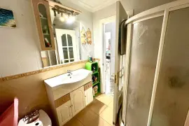Image 6 thumb