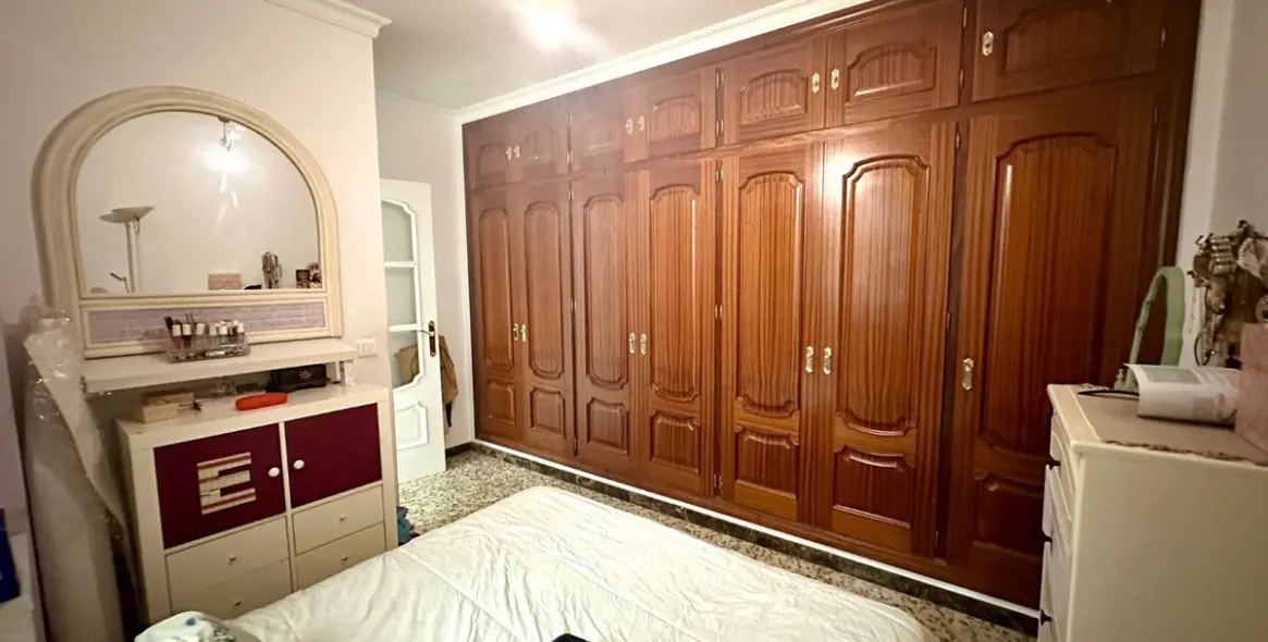 Продажа апартаментов на первом этаже в Estepona 10