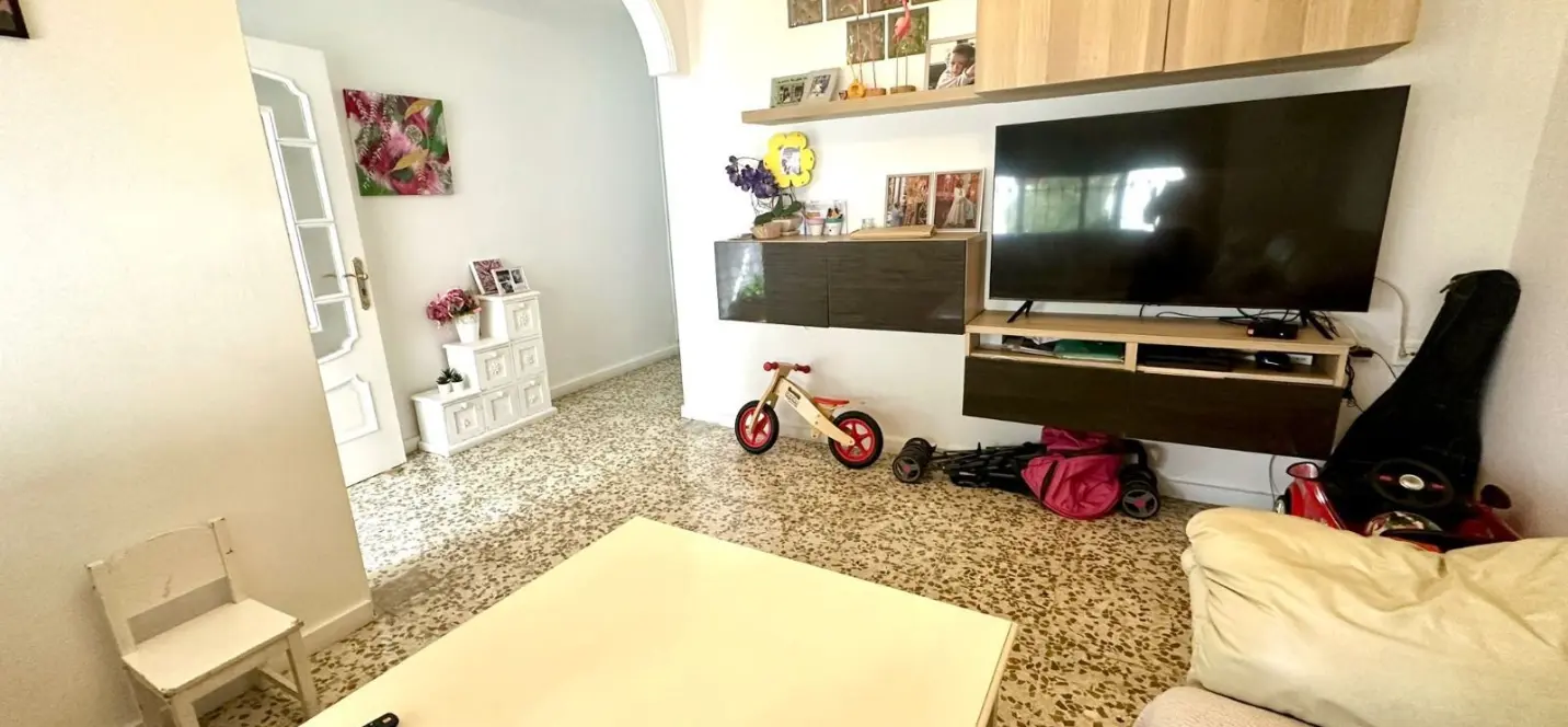 Продажа апартаментов на первом этаже в Estepona 2