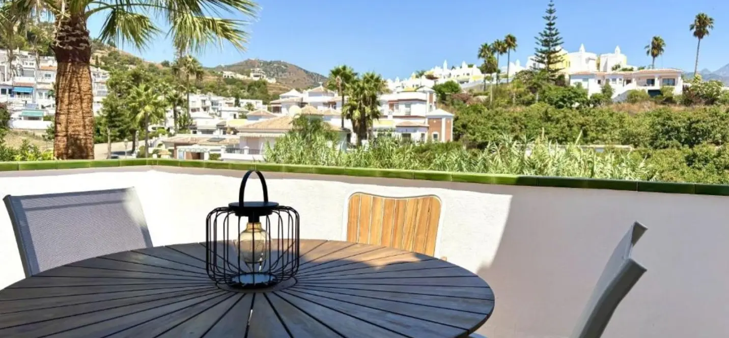 Venta de adosado en Nerja 0