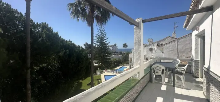 Sale of penthouse in Riviera del Sol 0