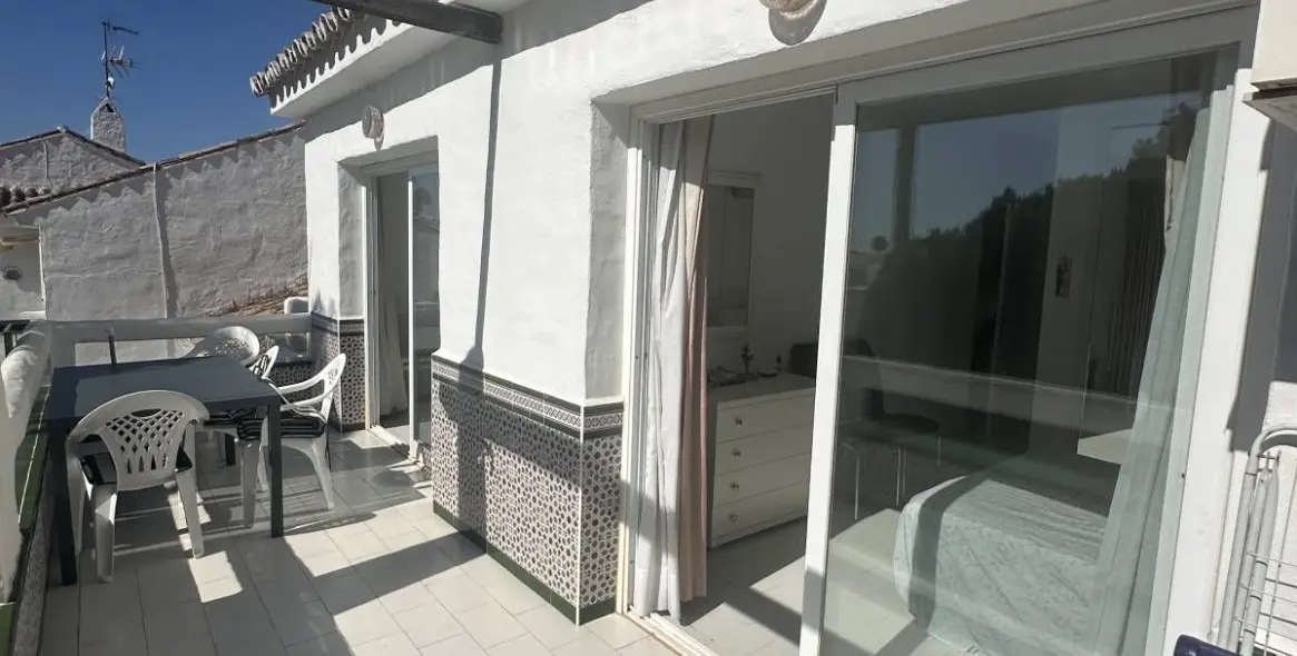 Sale of penthouse in Riviera del Sol 24