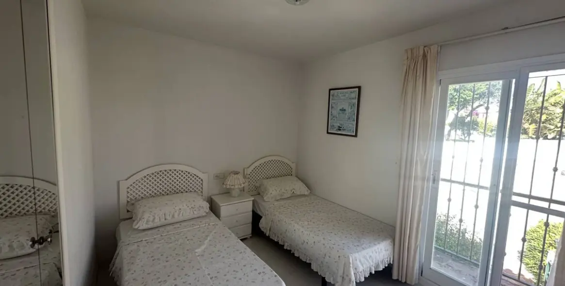 Sale of penthouse in Riviera del Sol 28