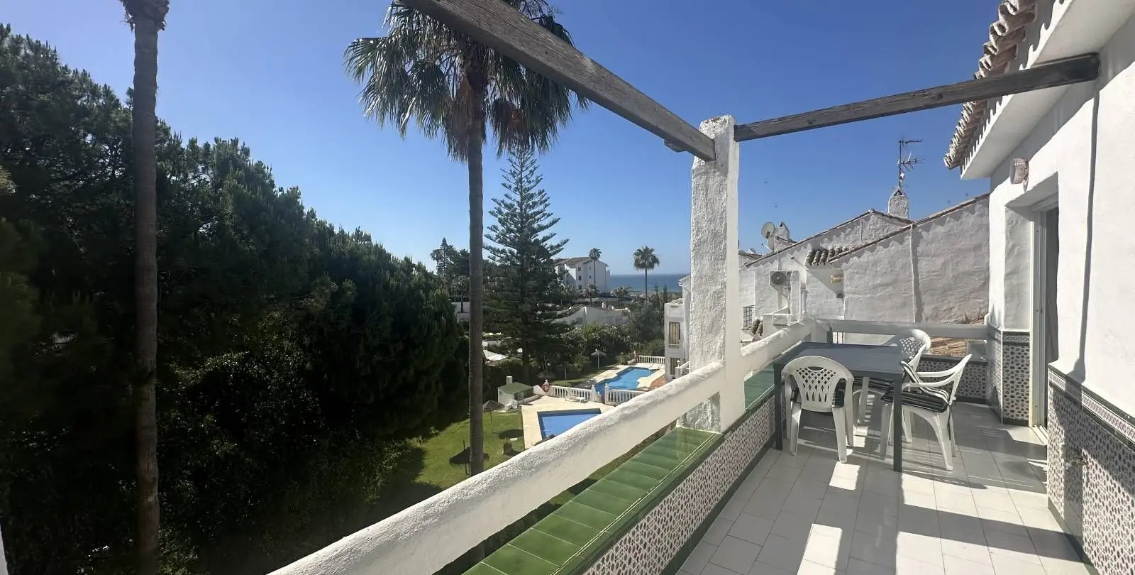 Sale of penthouse in Riviera del Sol 1