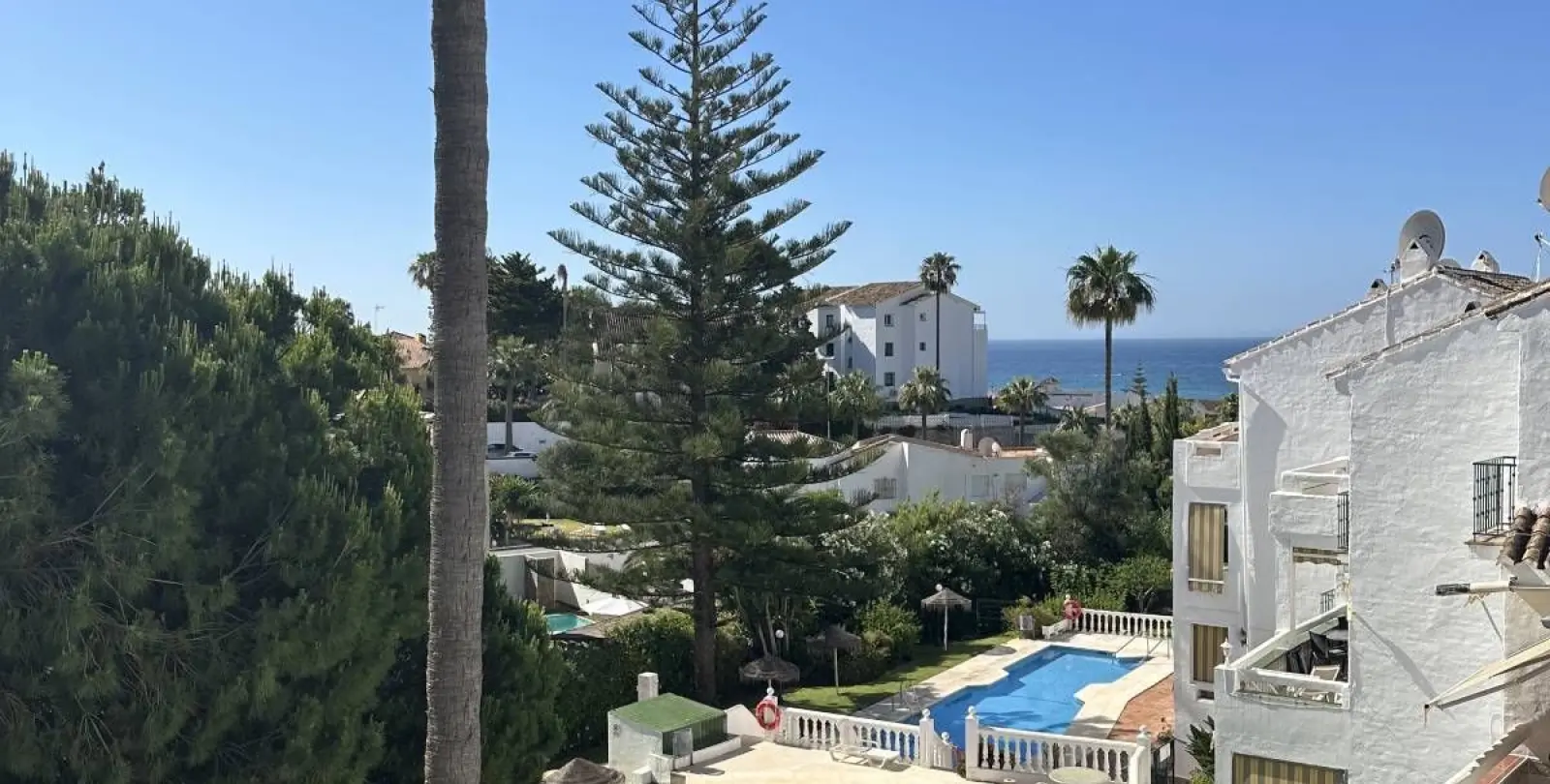 Sale of penthouse in Riviera del Sol 5