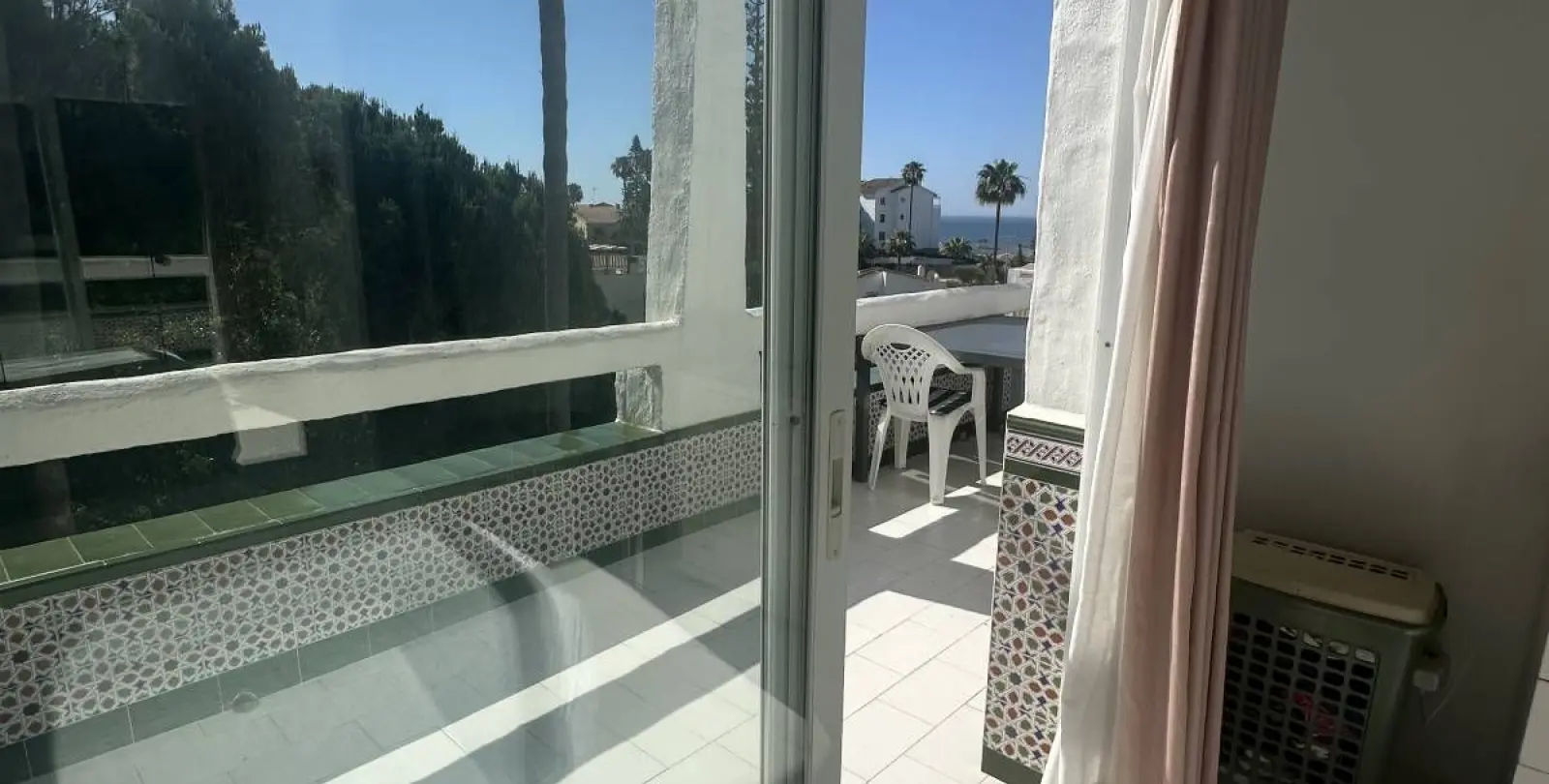 Sale of penthouse in Riviera del Sol 23