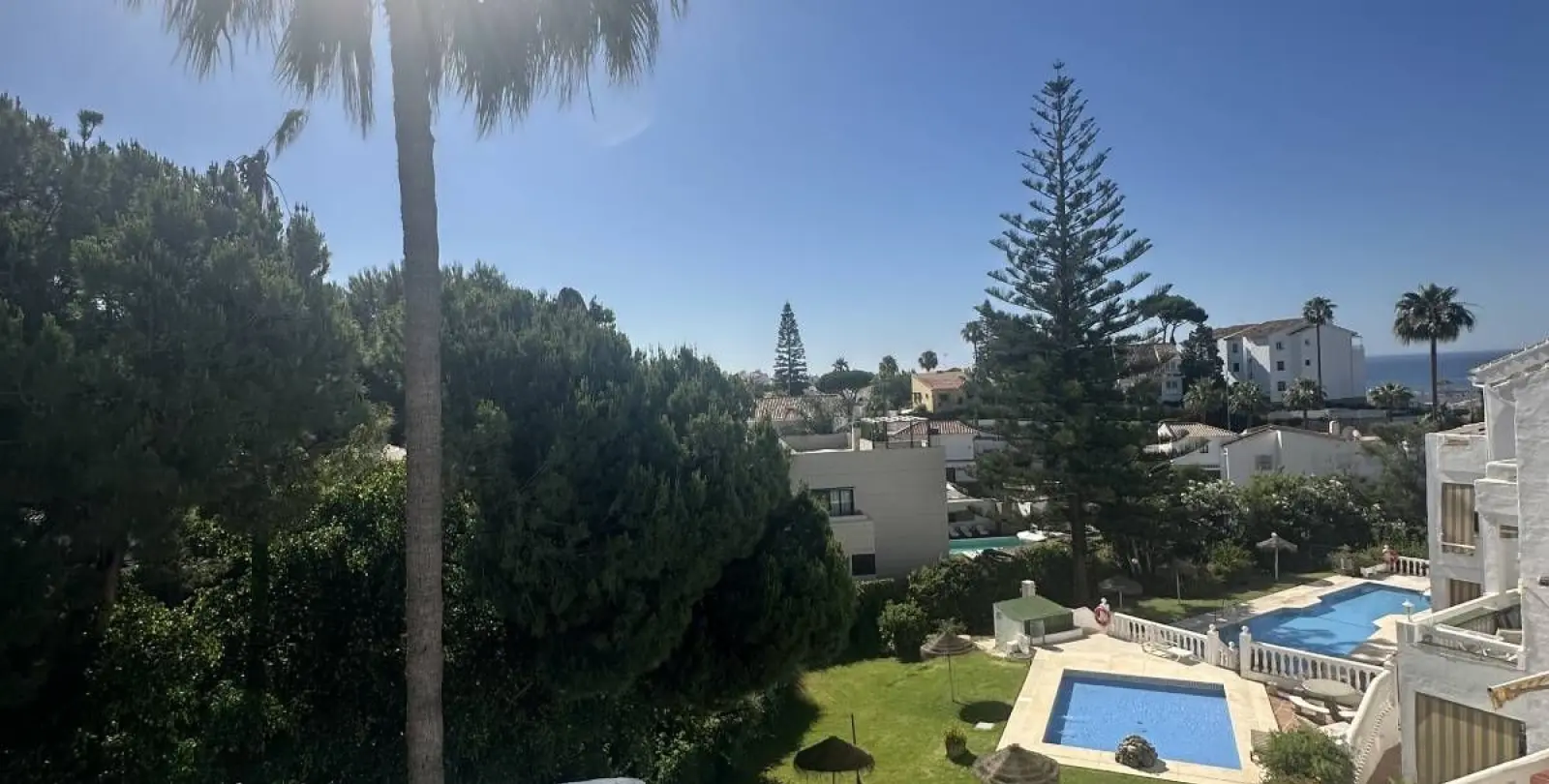 Sale of penthouse in Riviera del Sol 37