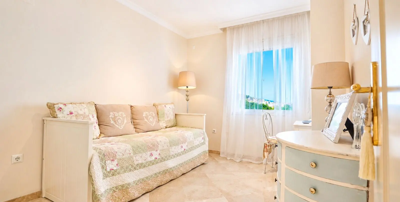 Sale of ground floor apartment in La Mairena 20