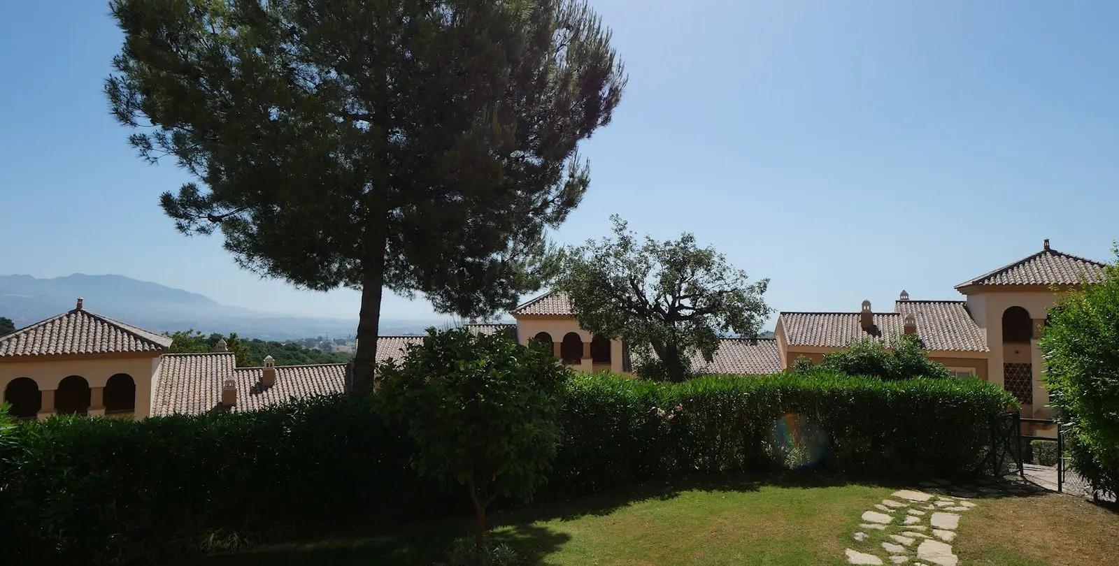 Sale of ground floor apartment in La Mairena 27