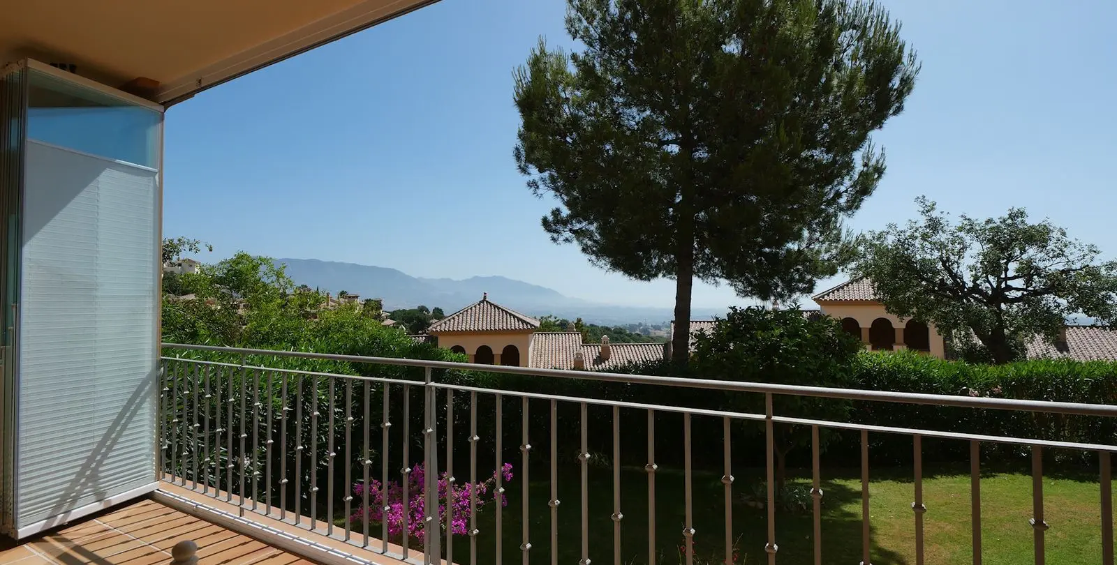 Sale of ground floor apartment in La Mairena 29
