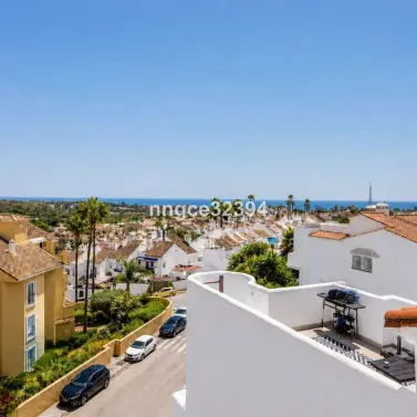 Sale of penthouse duplex in New Golden Mile