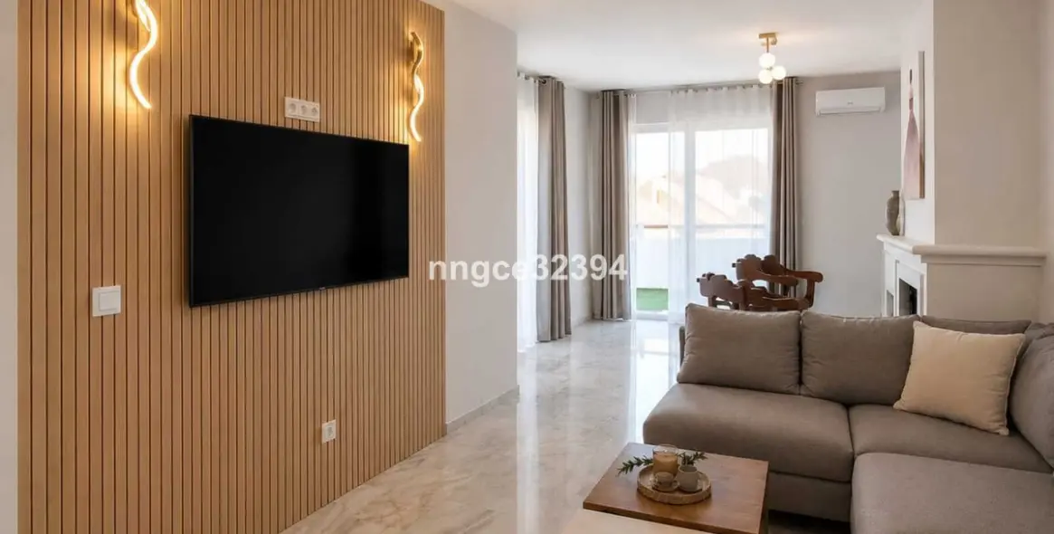 Sale of penthouse duplex in New Golden Mile 14