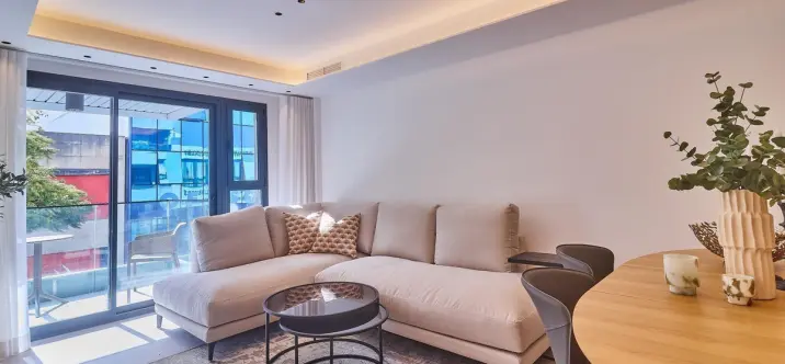 Sale of middle floor apartment in Fuengirola 1