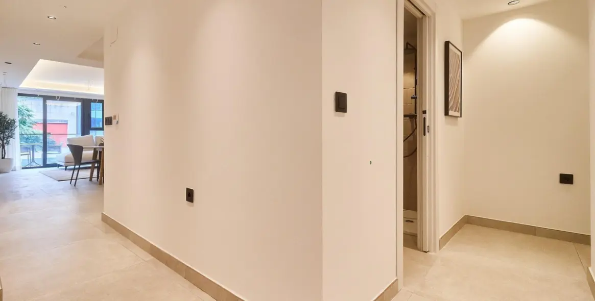 Sale of middle floor apartment in Fuengirola 23