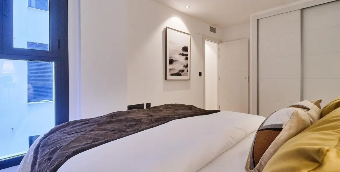 Sale of middle floor apartment in Fuengirola 34