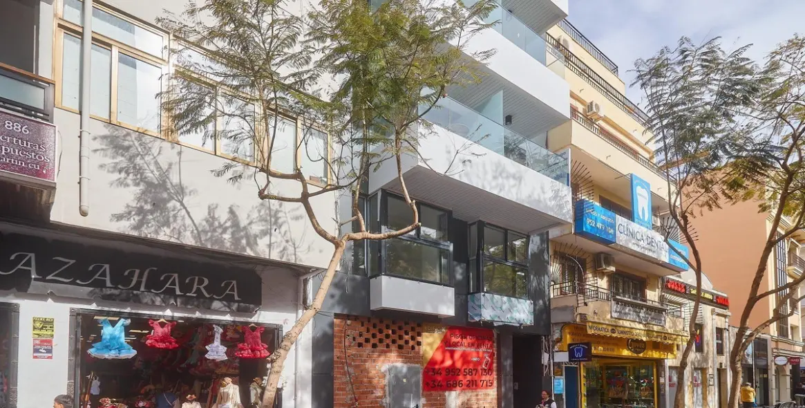 Sale of middle floor apartment in Fuengirola 50